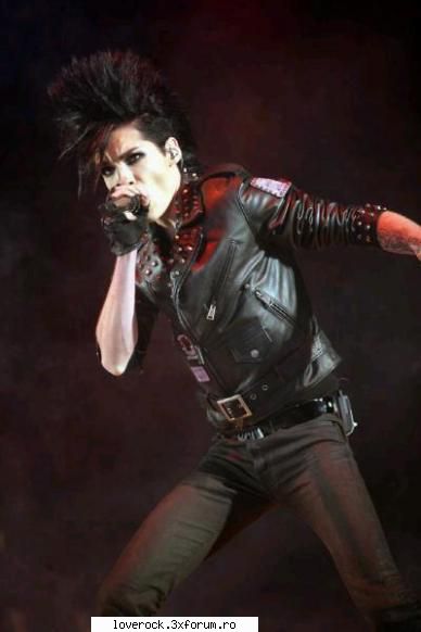 Poze cu Bill cantand - ionela - Bill Kaulitz *solist* ♫♪