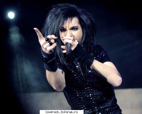 Poze cu Bill cantand - ionela - Bill Kaulitz *solist* ♫♪