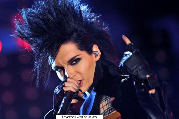 Poze cu Bill cantand - ionela - Bill Kaulitz *solist* ♫♪