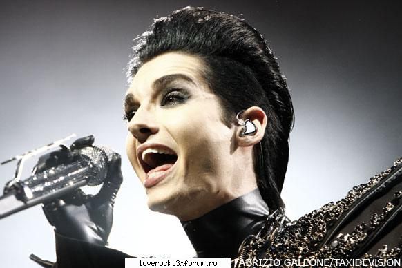 Poze cu Bill cantand - ionela - Bill Kaulitz *solist* ♫♪