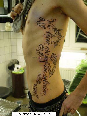 tatuajele lui bill unul partea stanga corpului h�ren nie auf schreien, wir kehren zum ursprung